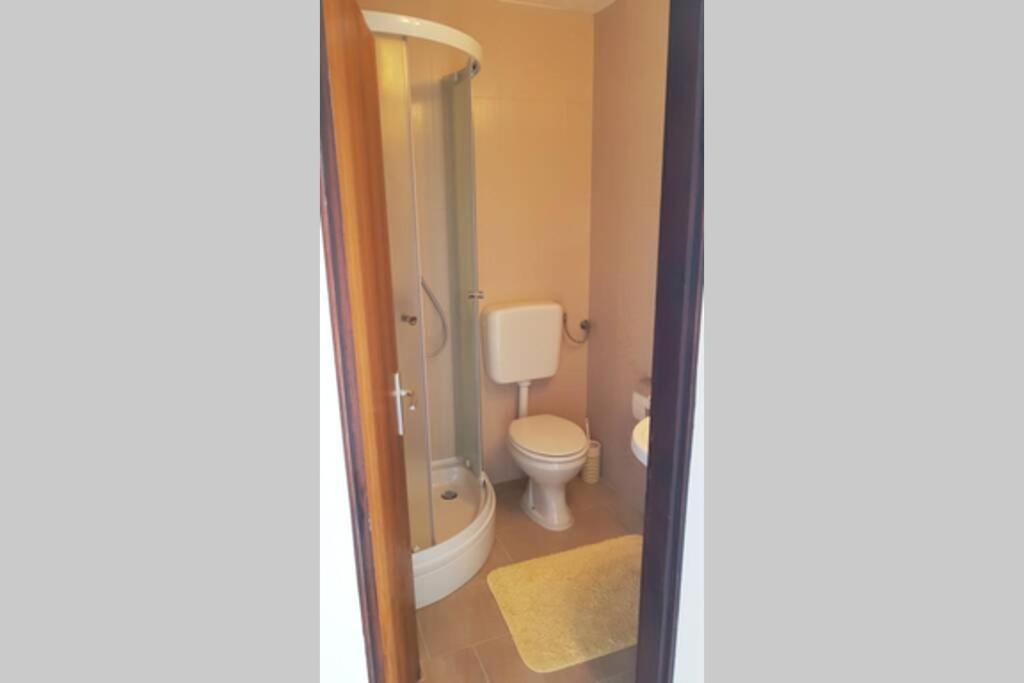 Apartment Vesna For 2, Free Parking And Wi-Fi PUY 외부 사진